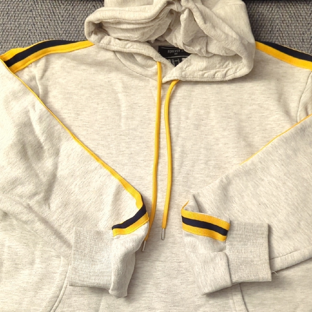 Forever 21 Light Gray and Yellow Men's Sweater